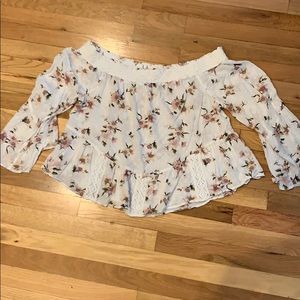 American Eagle floral/lace off shoulder blouse